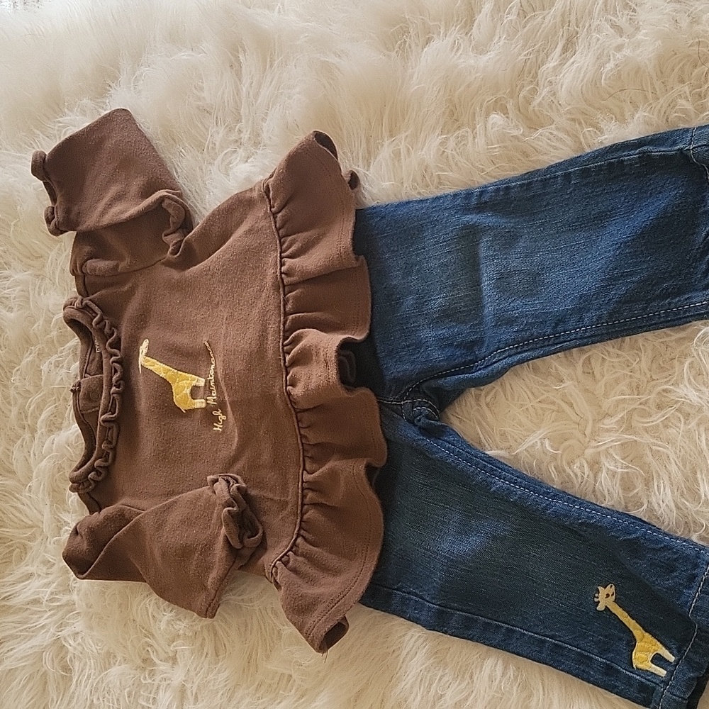 GYMBOREE baby girls set- long sleeves and jeans 12-18 months